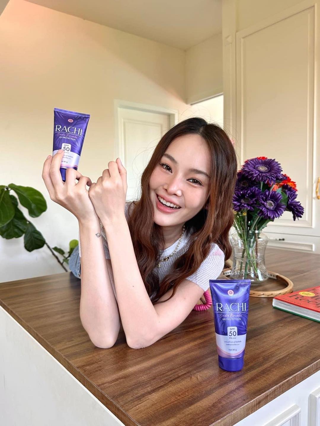 RACHI BODY BRIGHT SPF50PA+++ 80g