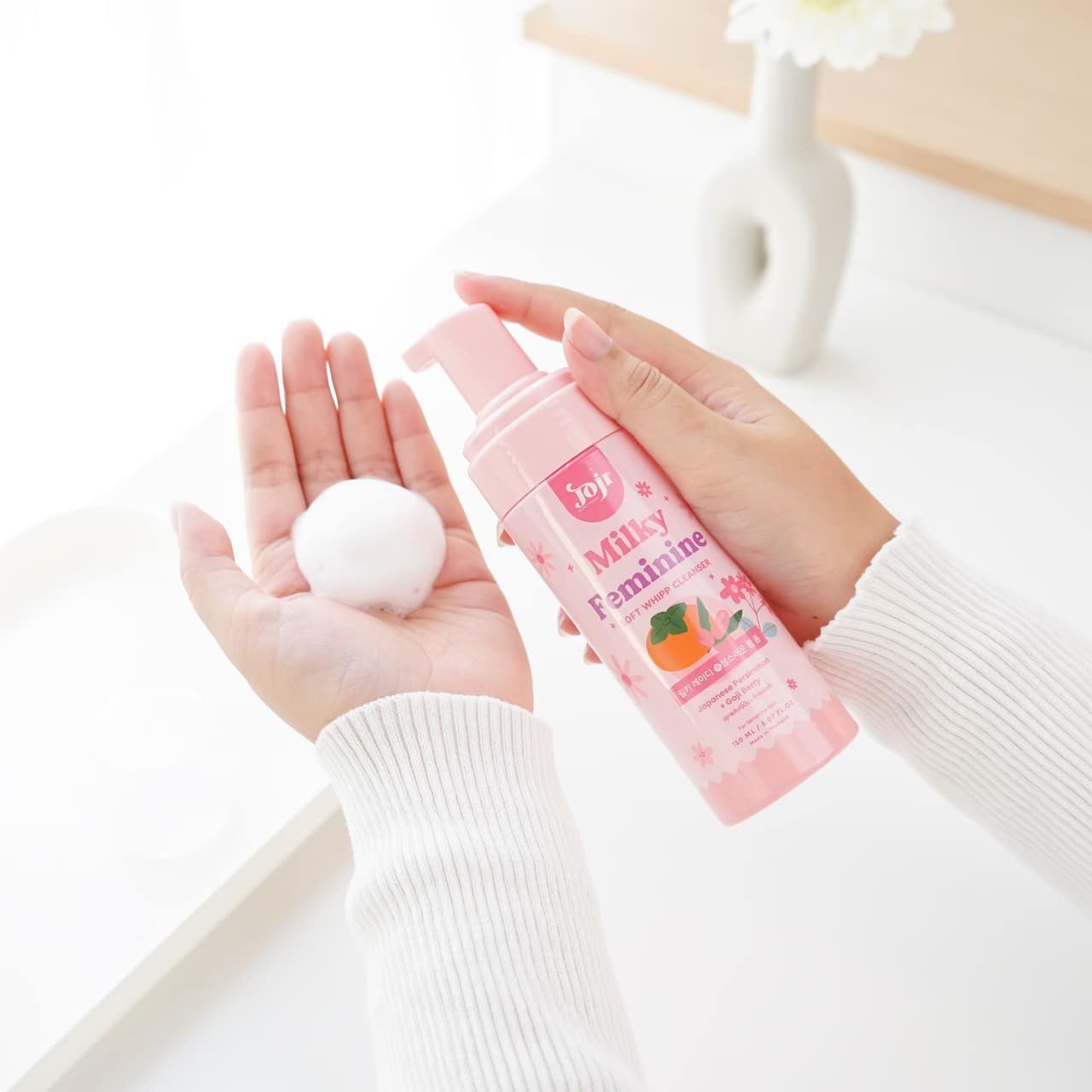 JOJI SECRET YOUNG Feminine Soft Whipp Cleanser 150ml