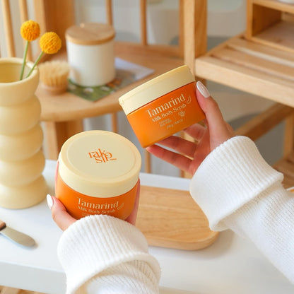 RAKSI SCRUB - Tamarind Milk Body Scrub 350ml